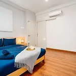 Arte Mont Kiara-Balcony-Netflix-Muji-6Pax